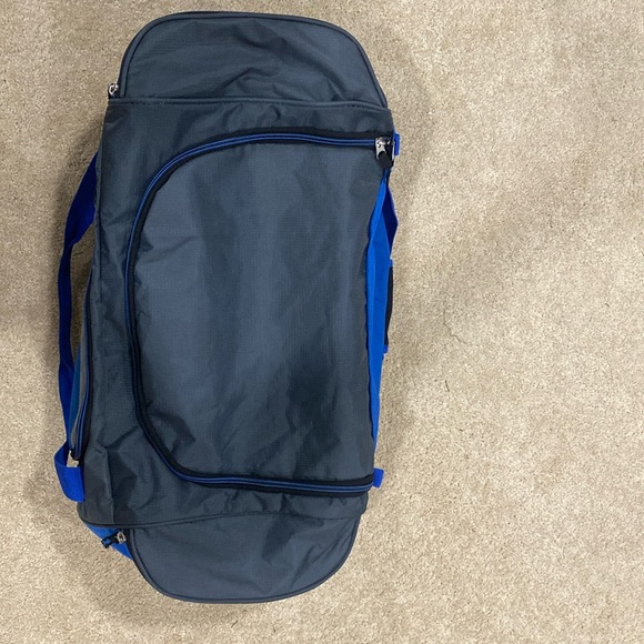 Skyline 28” duffel bag - Picture 7 of 10